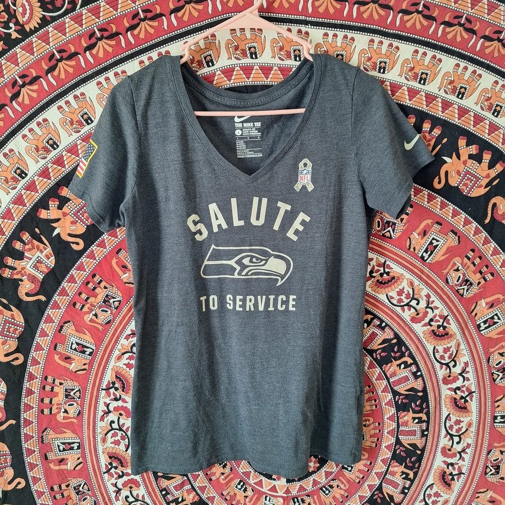 Nike Seattle Seahawks Heather Grey Salute to Service V-Neck T-shirt - Picture 12 of 12